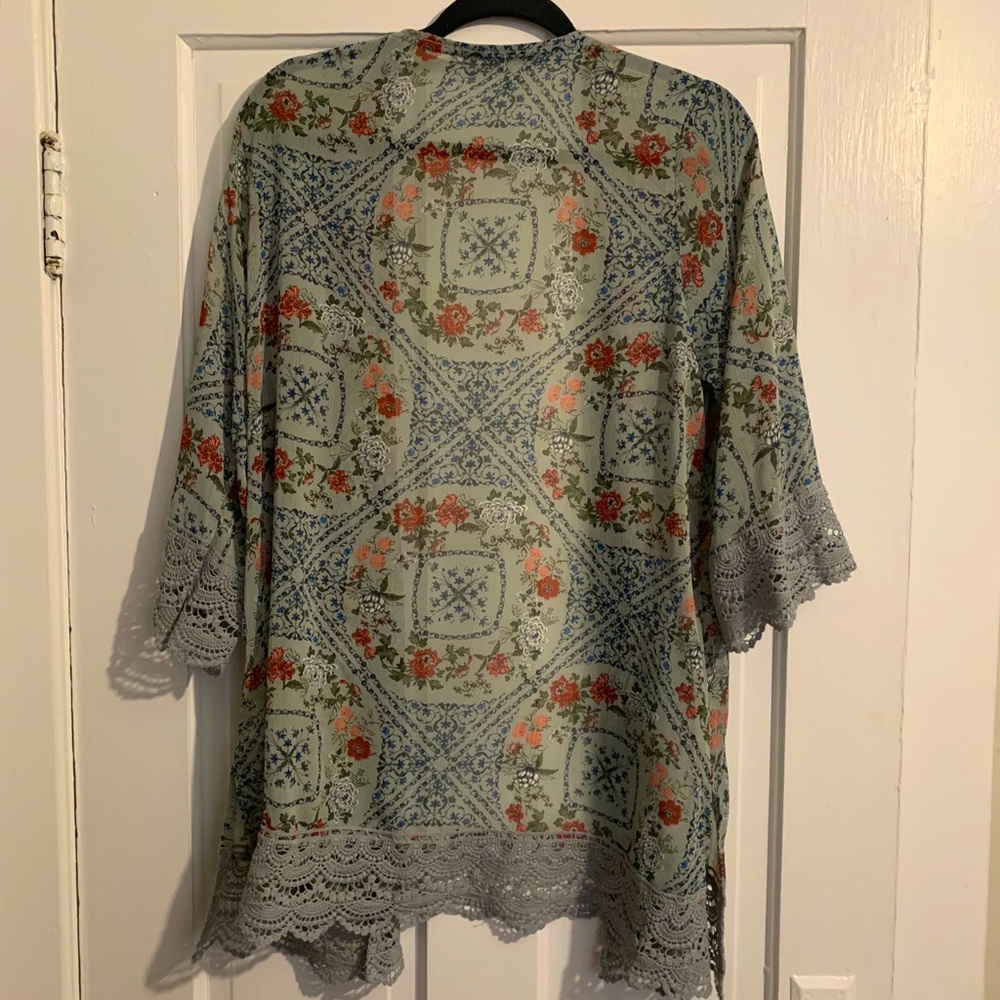 Navy floral Camono